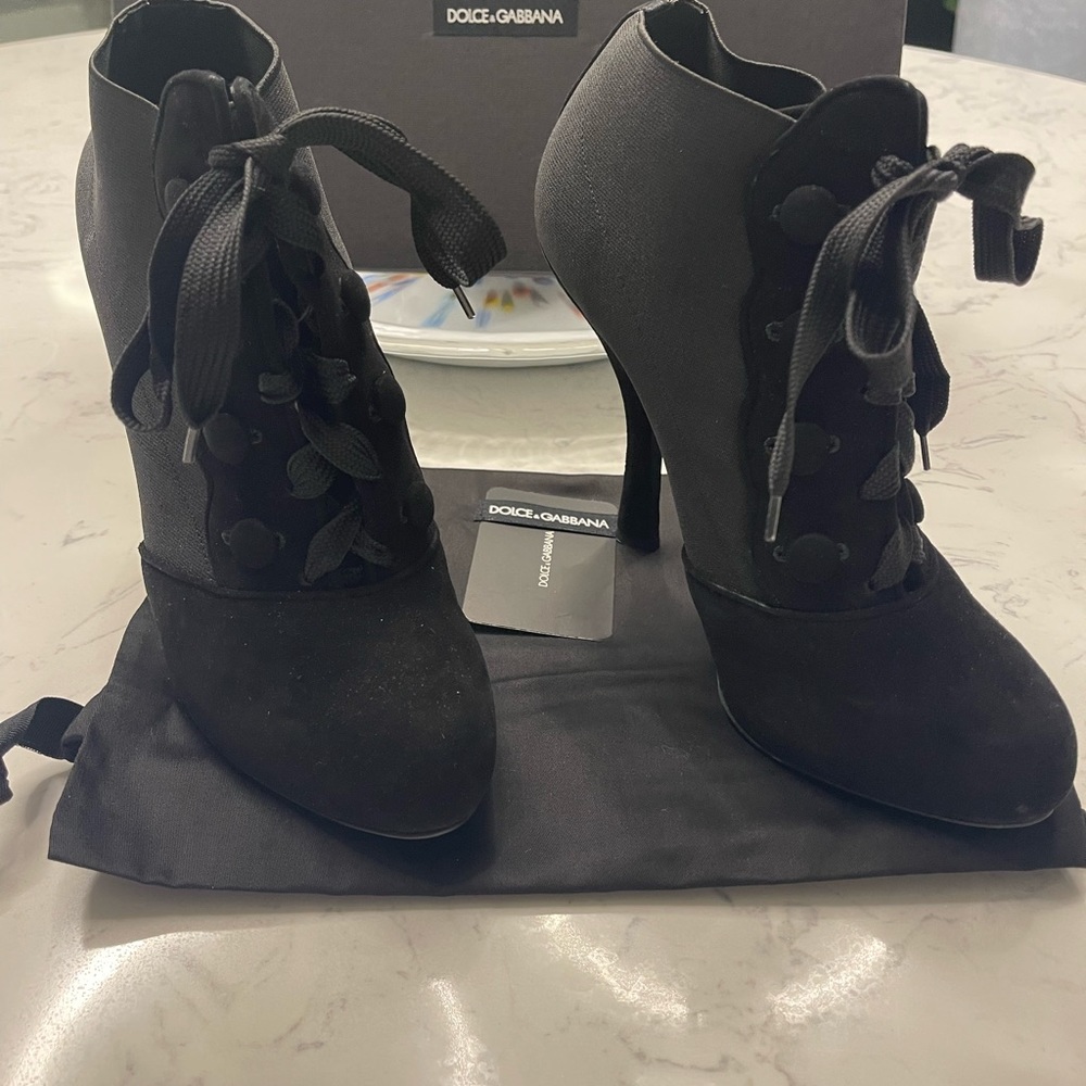 Dolce & Gabbana booties Euro 40 size 10 - Picture 2 of 9